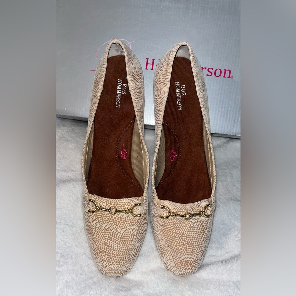 Ros Hommerson Taylor Nude Lizard Print Loafers NEW - Picture 2 of 12